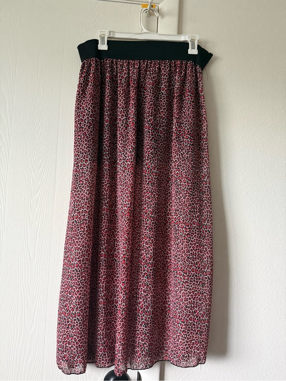 Women's Pink Leopard Print Maxi Skirt L